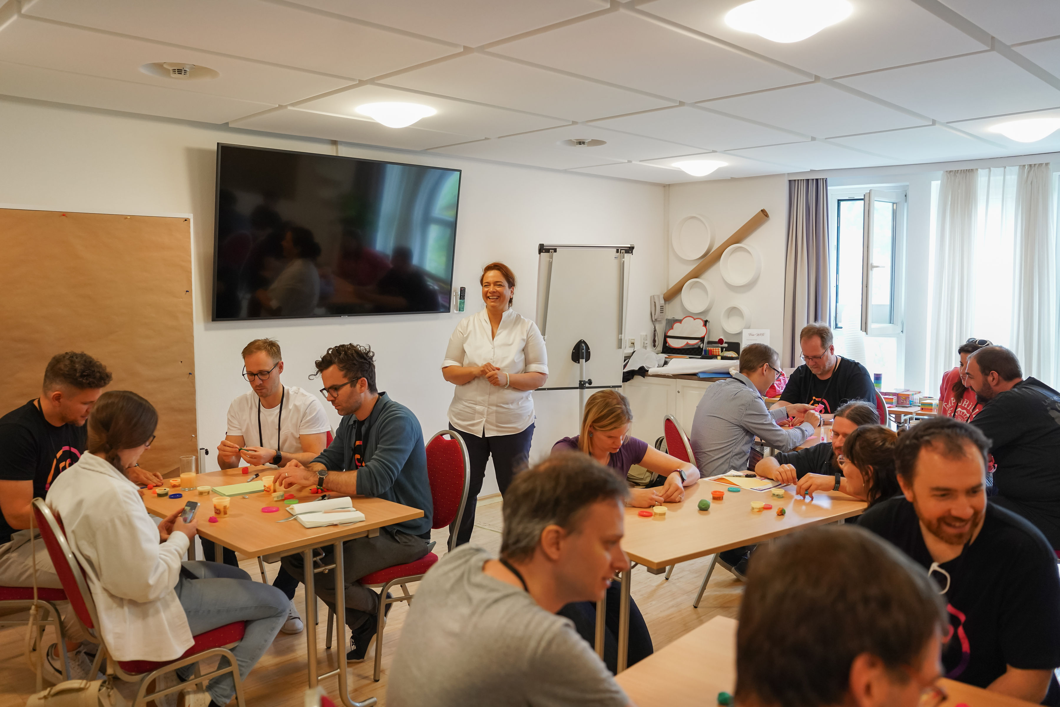 Andra facilitating